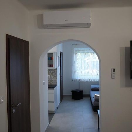 Hotel Lali Vendeghaz Asvanyraro Exterior foto