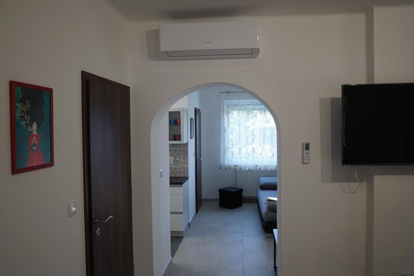 Hotel Lali Vendeghaz Asvanyraro Exterior foto